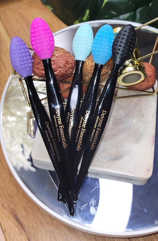 Devyne Essentials Silicone Lip Brush